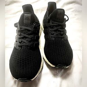 ADIDAS ULTRA BOOST SNEAKER